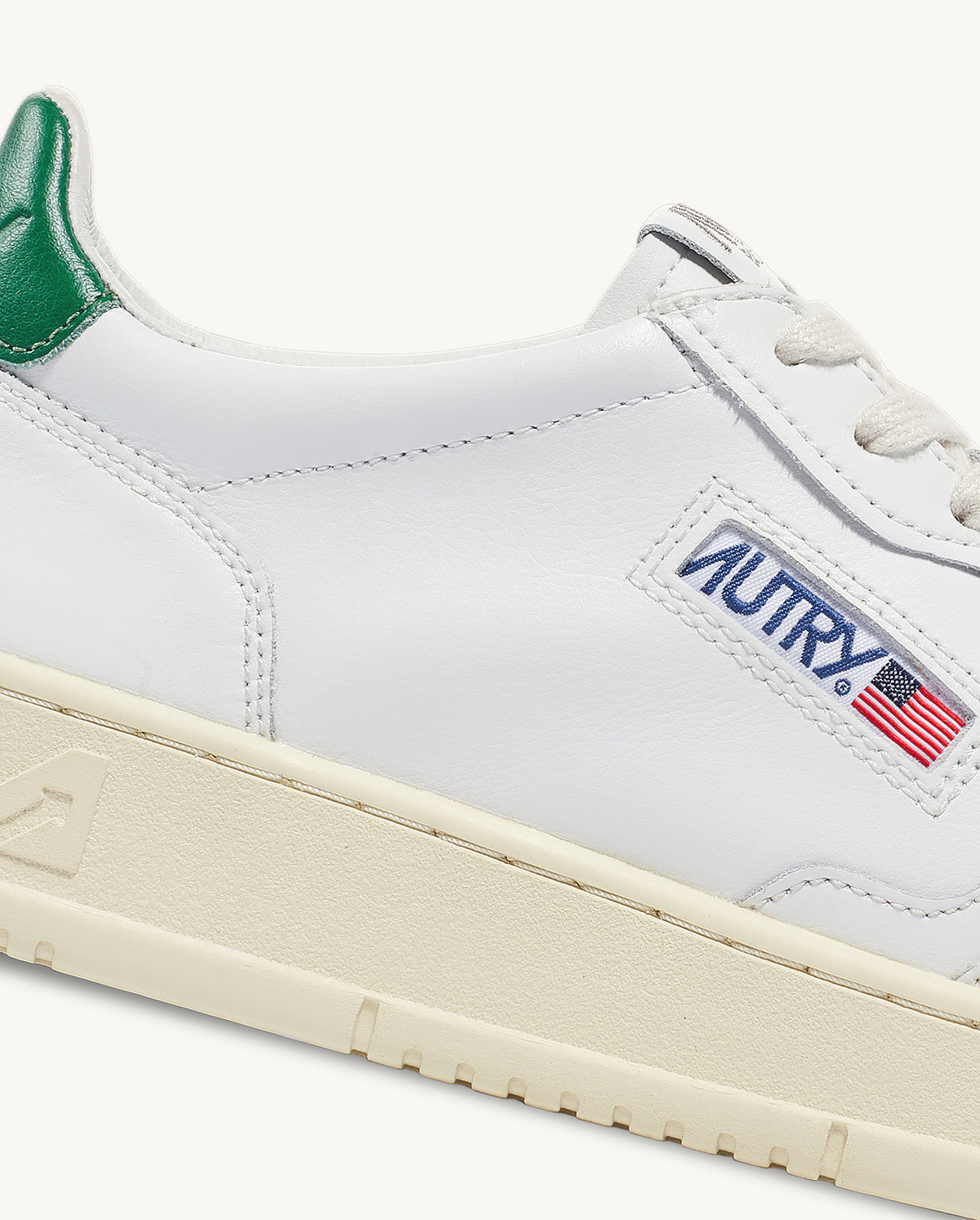 Medalist Low Leather Sneaker - White/Green