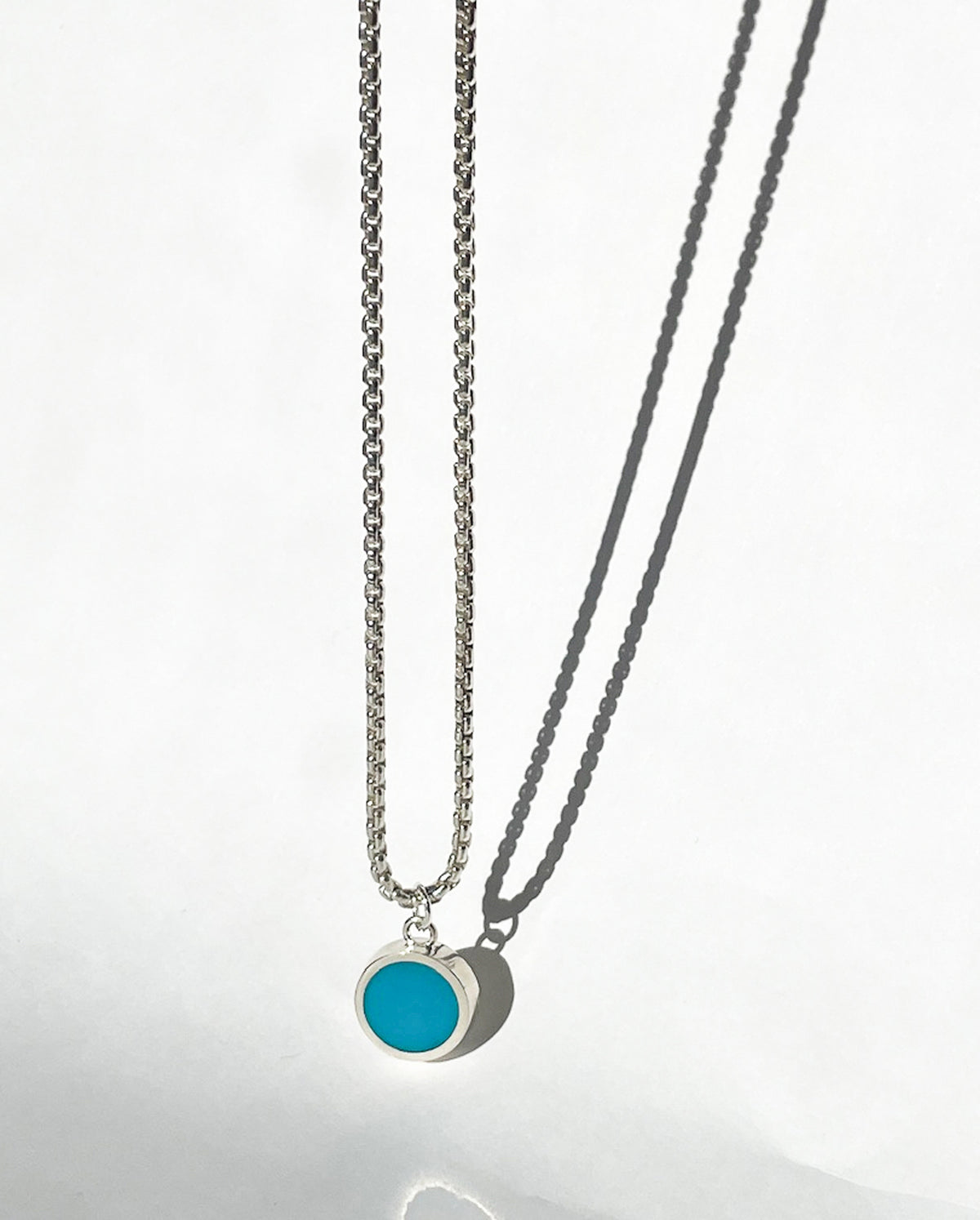Round  Turquoise  Inlay Pendant Necklace