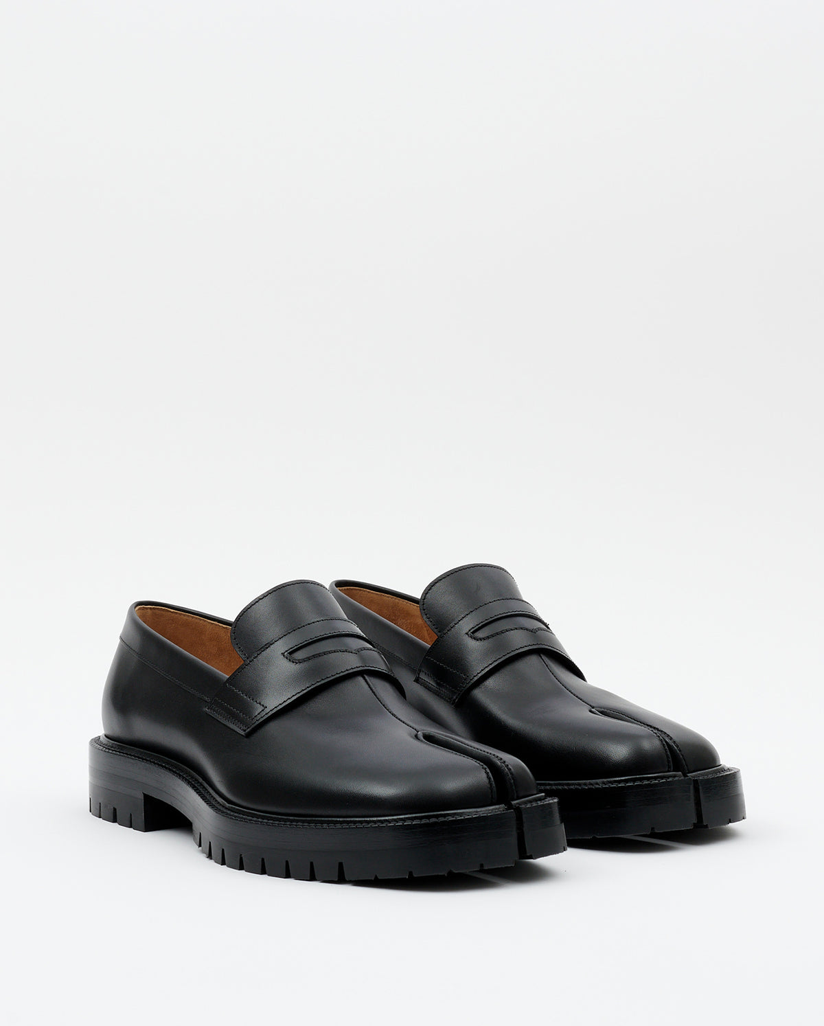 Tabi County Leather Loafer - Black
