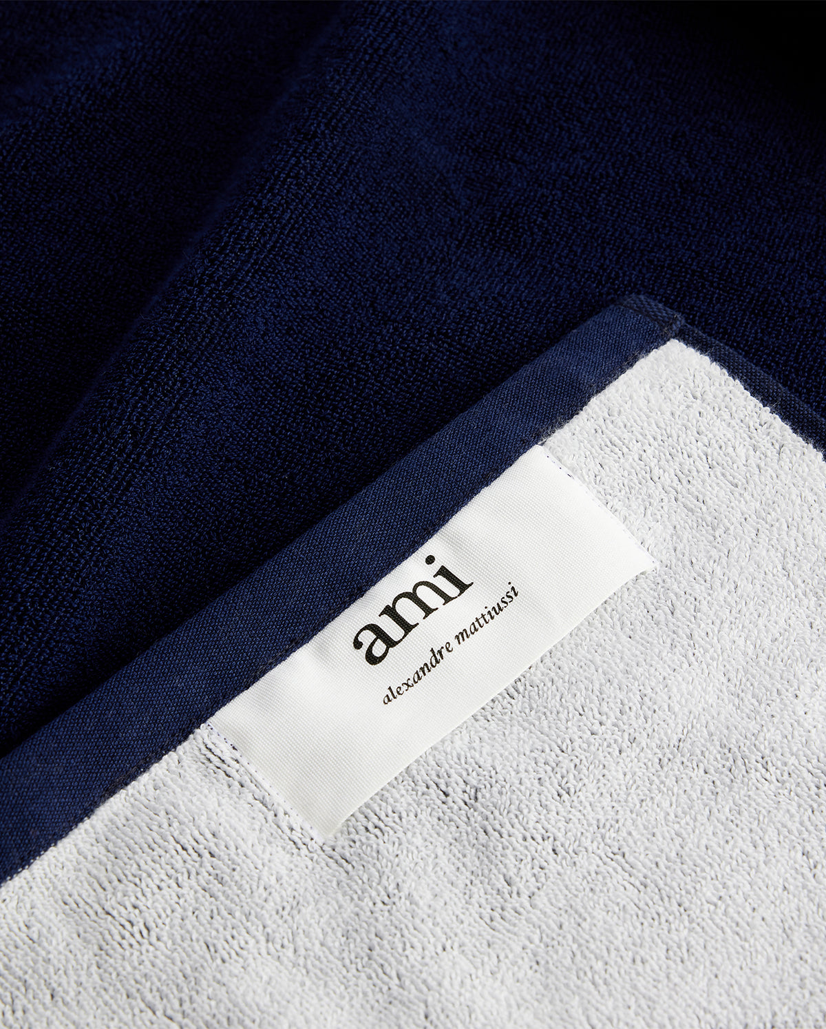 Ami De Coeur Beach Towel - Navy
