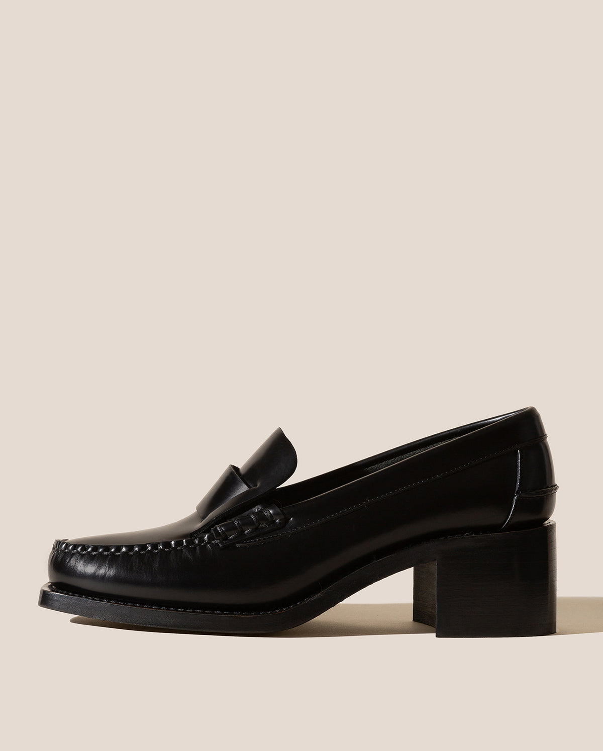 Sineu Heeled Interlaced Detail Slip-On Loafer