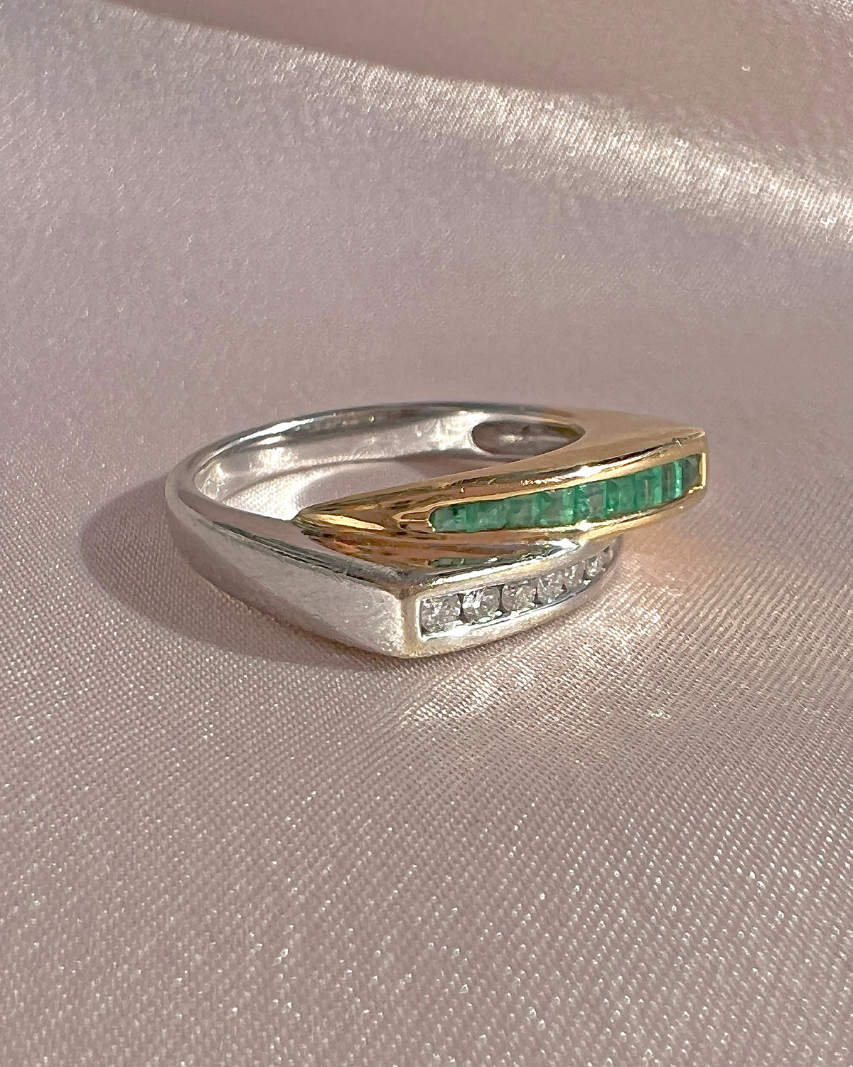 Vintage Emerald Diamond Crossover Ring