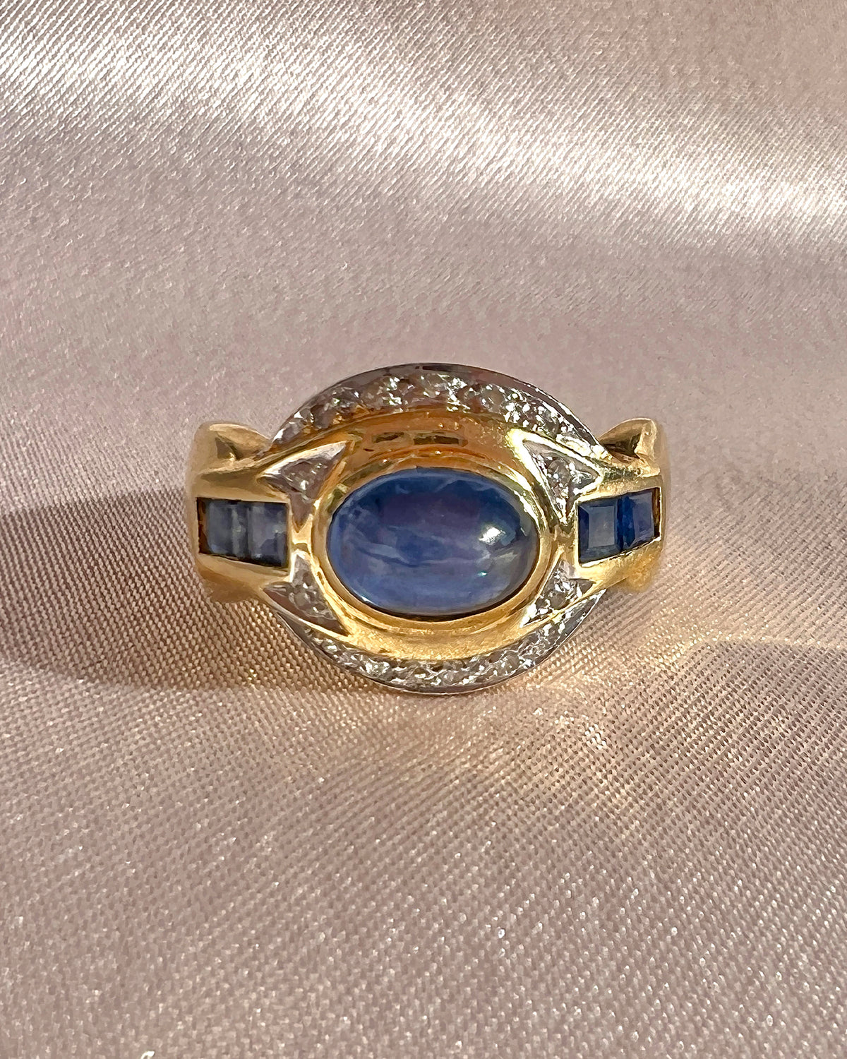 Vintage Sapphire Cab Diamond Ring