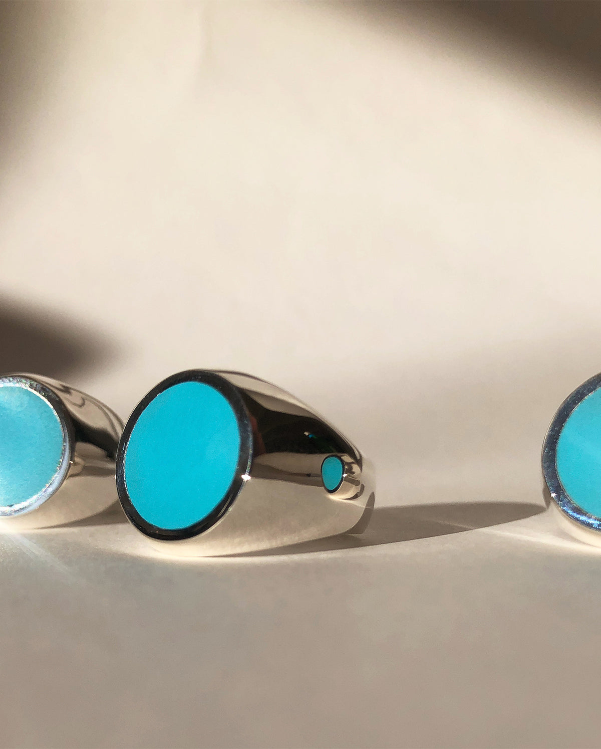 Round Signet Ring Silver With Turquoise Inlay